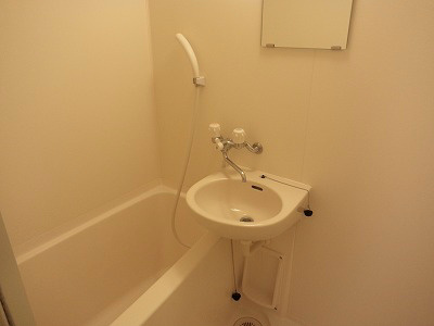 バス・シャワールーム　現状を優先します