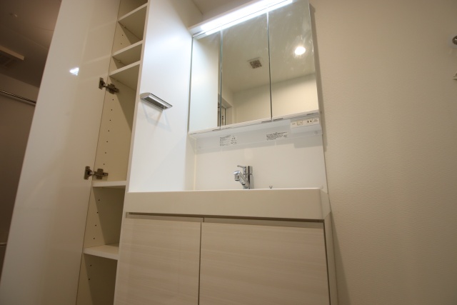 洗面設備　※別室の参考写真の為、現況優先です。