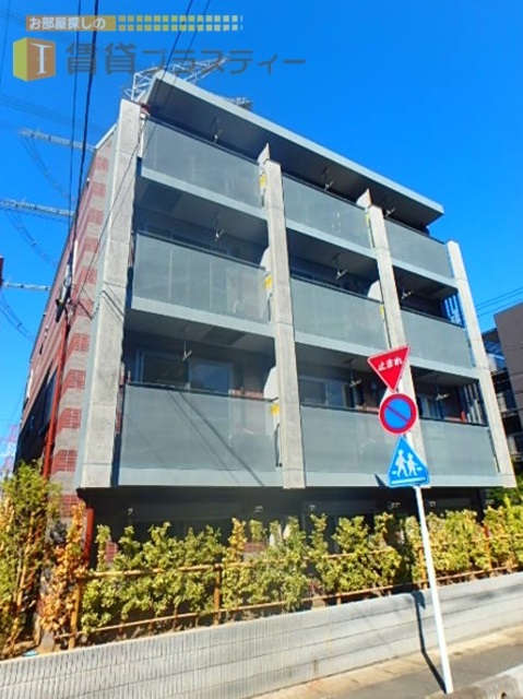 建物外観　あのテーマパークまでも徒歩圏内です。