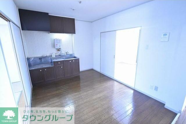 居室・リビング　★お問い合わせはタウンハウジング多摩センター店★