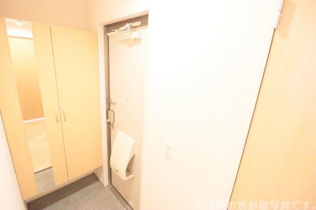 玄関　同仕様参考写真