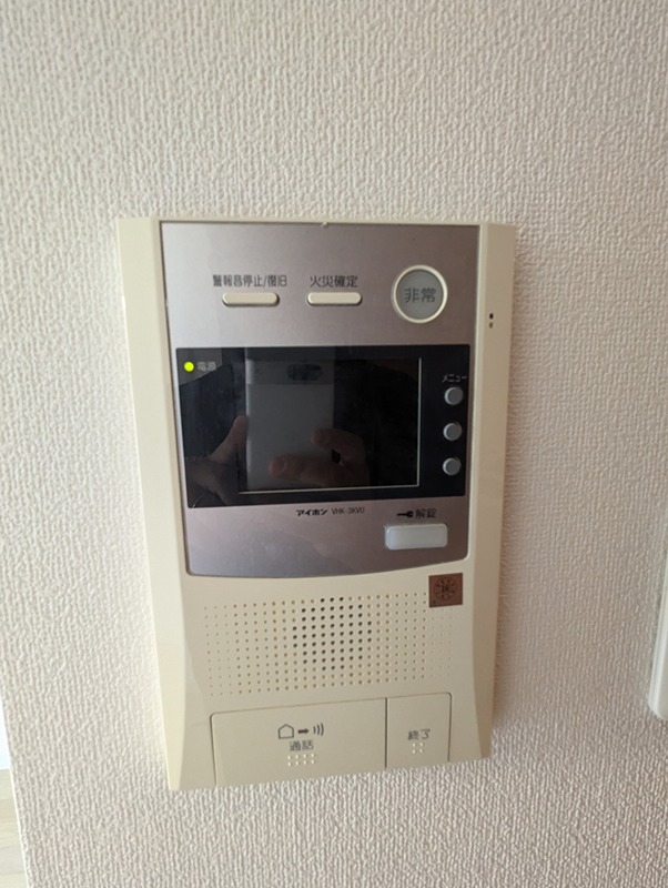 セキュリティ　同物件別部屋写真