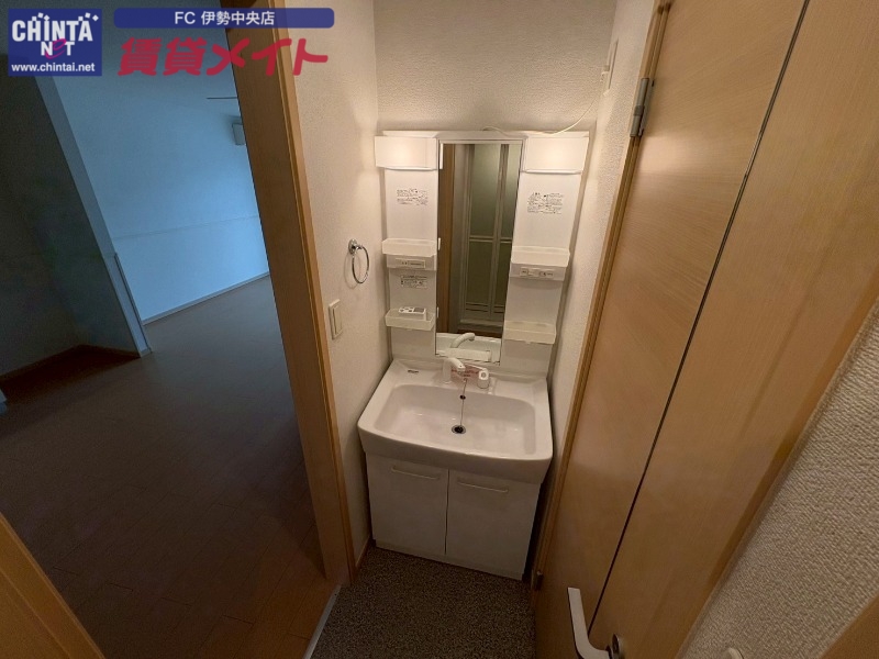 洗面設備　別部屋画像参照