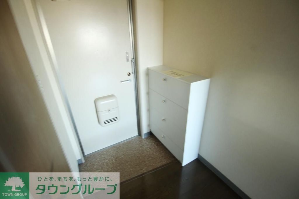 玄関　★お部屋探しは株式会社タウンハウジング東京まで★