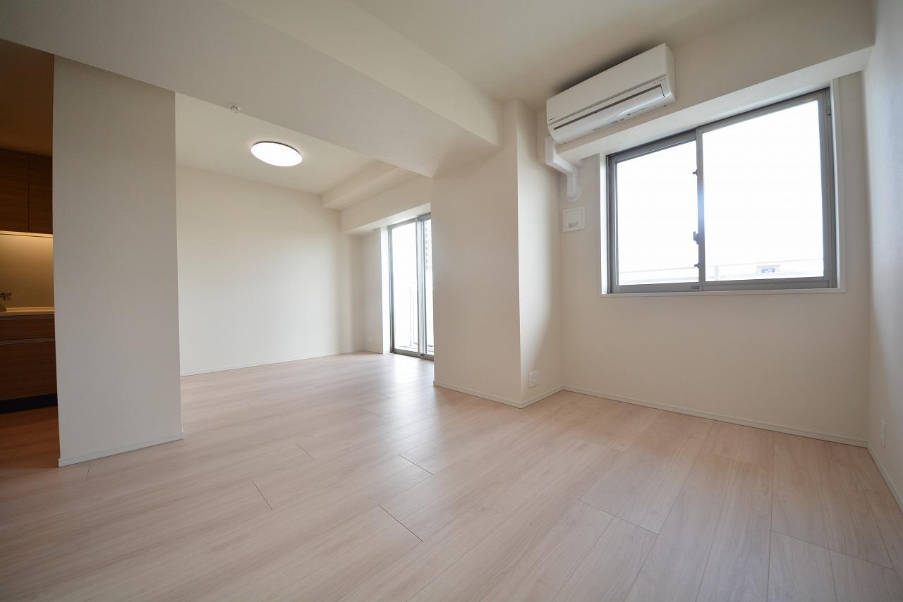 居室・リビング　プラウドタワー安堂寺　リビング