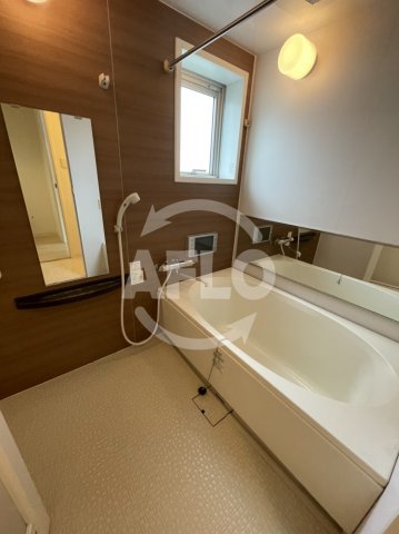 バス・シャワールーム　NORTH VILLAGE BIRTH PLACE　浴室