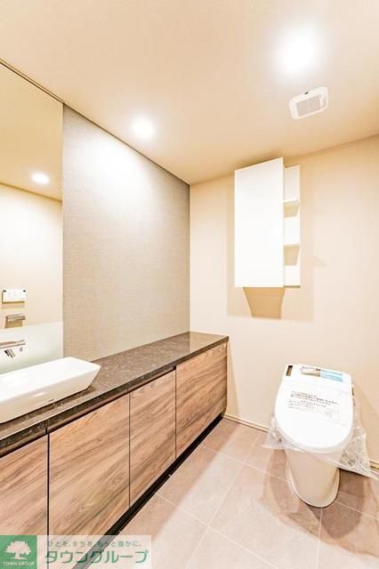 トイレ　※写真は同タイプ住戸です。