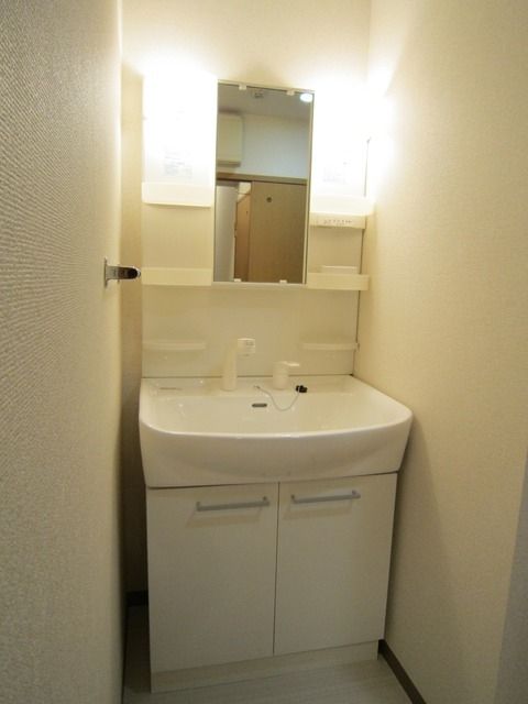 洗面設備　洗髪洗面化粧台