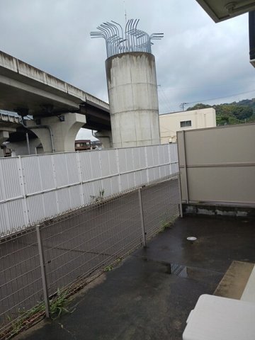 庭　お庭で自由な時間を過ごせます