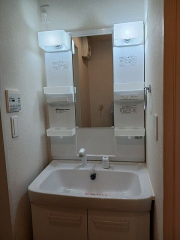 洗面設備　広い洗面スペース