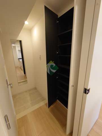 玄関　ZOOM椎名町の玄関
