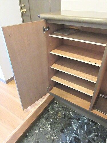 その他　下駄箱