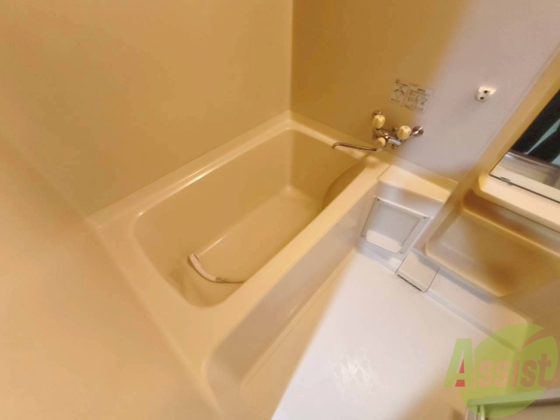 バス・シャワールーム　疲れを癒すには湯船でゆっくりするのが良いですよ。