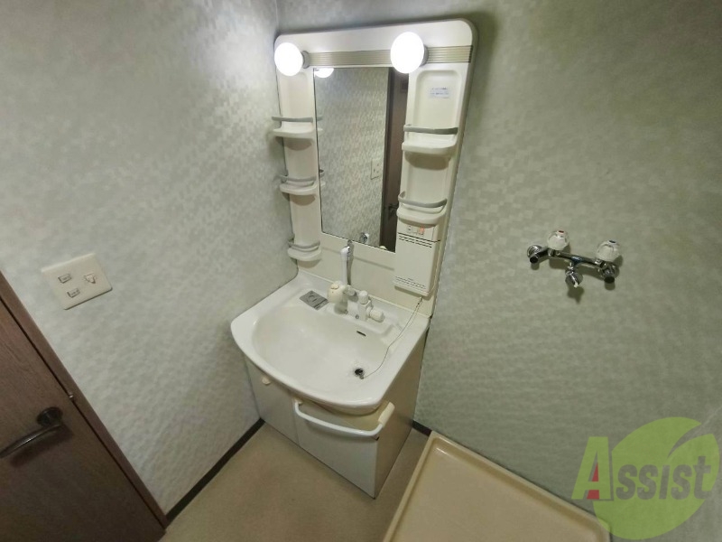 洗面設備　シャンプードレッサーで身支度もラクラクです！