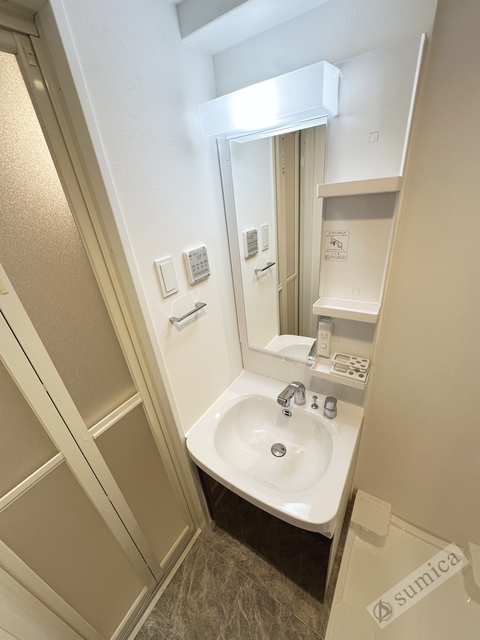 洗面設備　シャンプードレッサー・朝シャンはこちらで♪♪