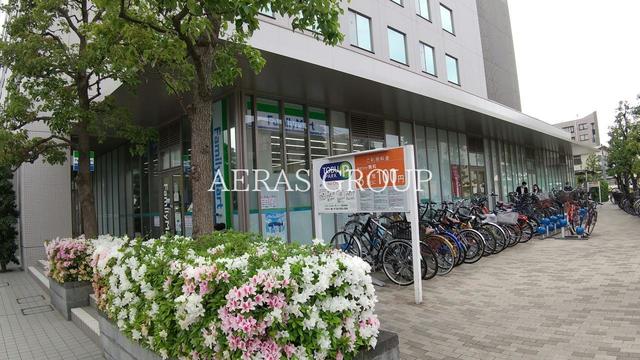 コンビニ　ファミリーマート 東武鉄道本社店（コンビニ）まで216m