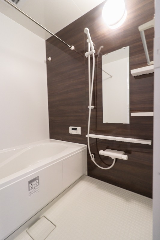 バス・シャワールーム　図面と現状に相違がある場合には現状を優先