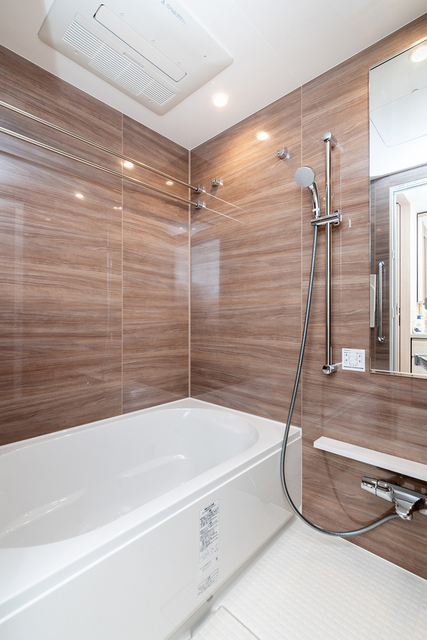 バス・シャワールーム