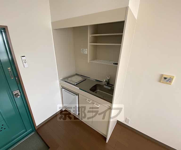 キッチン　コンパクトなキッチンです。