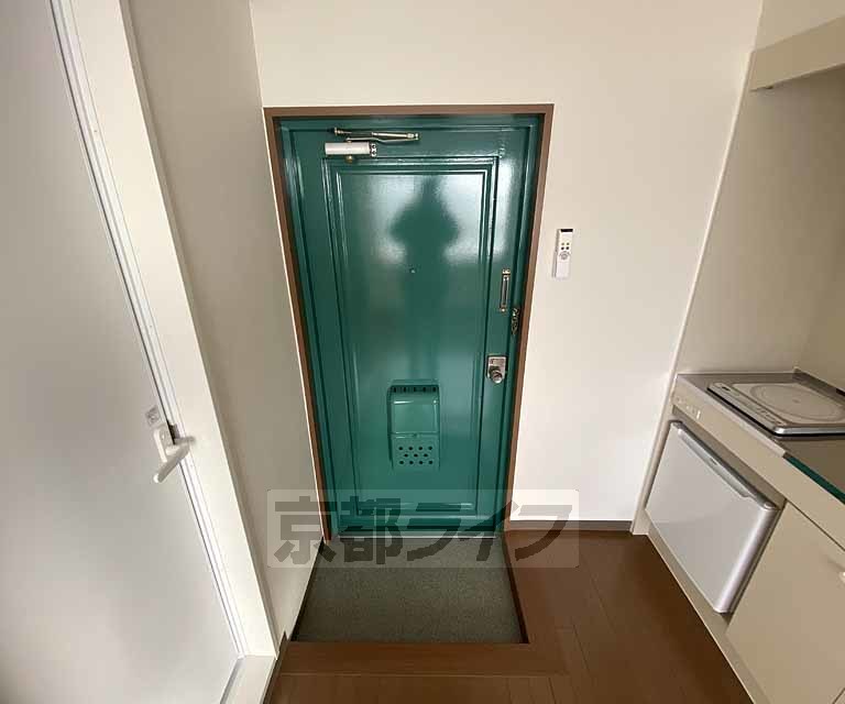 玄関　シンプルな玄関です。