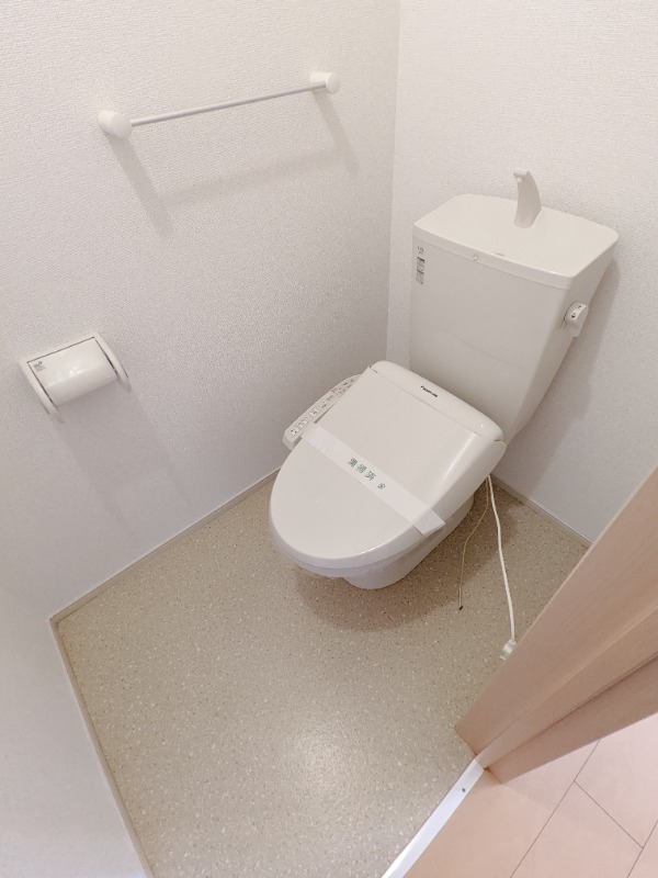 トイレ　図面と現状に相違がある場合には現状を優先