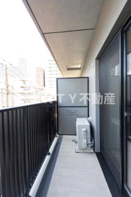 バルコニー　落ち着いた時間を過ごせるバルコニーです