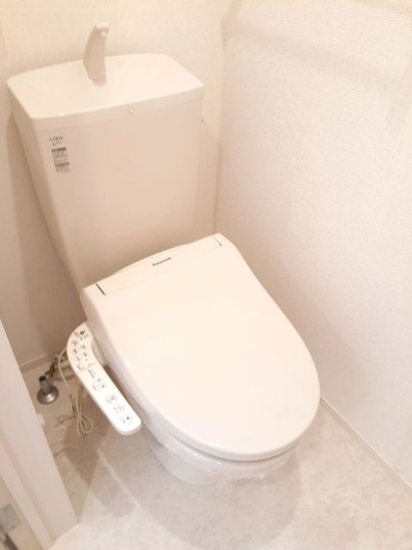 トイレ　図面と現状に相違がある場合には現状を優先