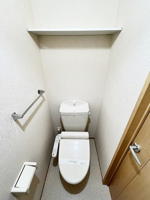 トイレ　★温水洗浄便座★