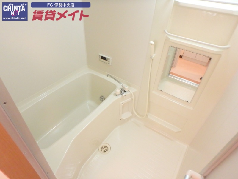 バス・シャワールーム　同型タイプの写真です。