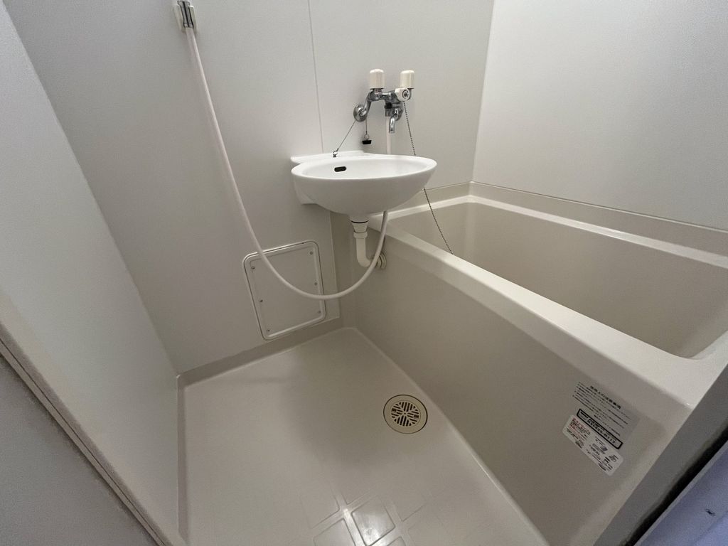 バス・シャワールーム　バス