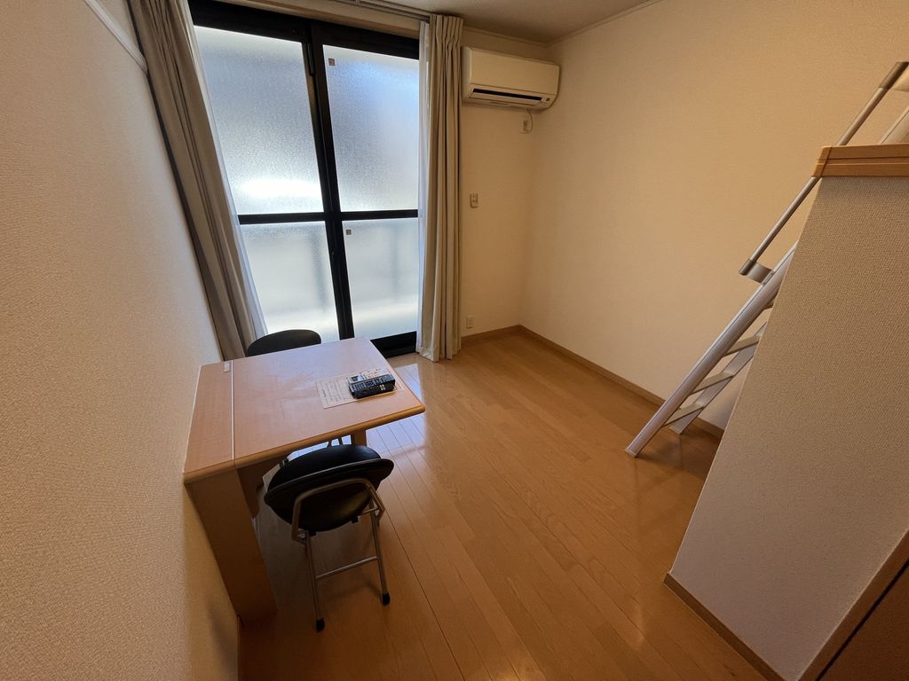 居室・リビング　バルコニー