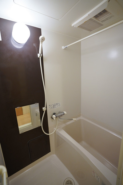 バス・シャワールーム　同じ間取りのお部屋