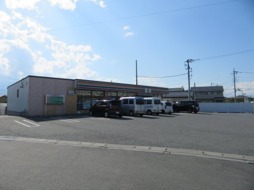 コンビニ　セブンイレブン甲斐西八幡店（コンビニ）まで435m