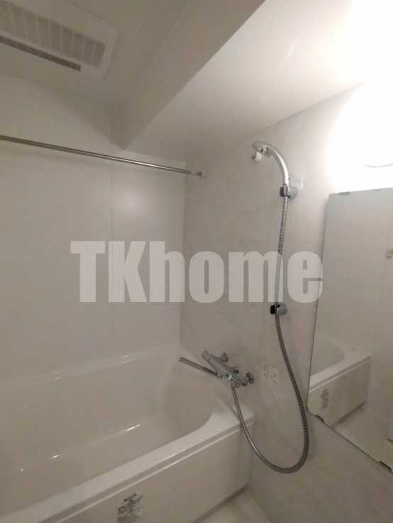 バス・シャワールーム　浴室乾燥機付き