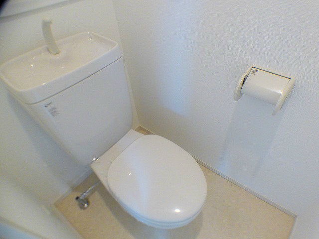 トイレ　※写真と異なる場合は現状優先。