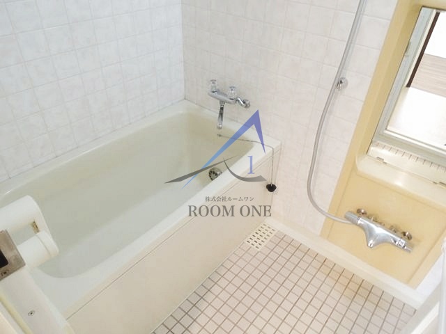 バス・シャワールーム　お風呂です。