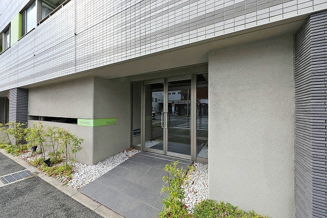 エントランス　エントランス