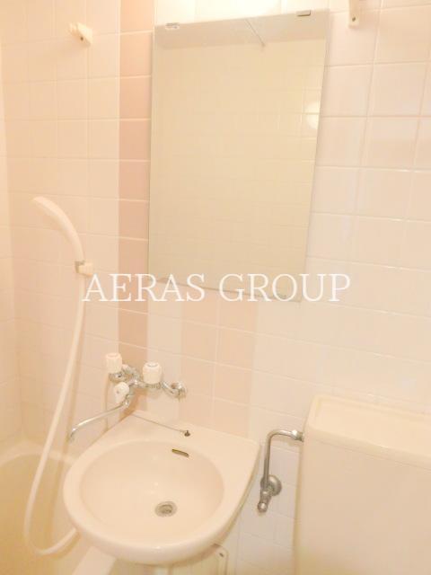 洗面設備　同仕様