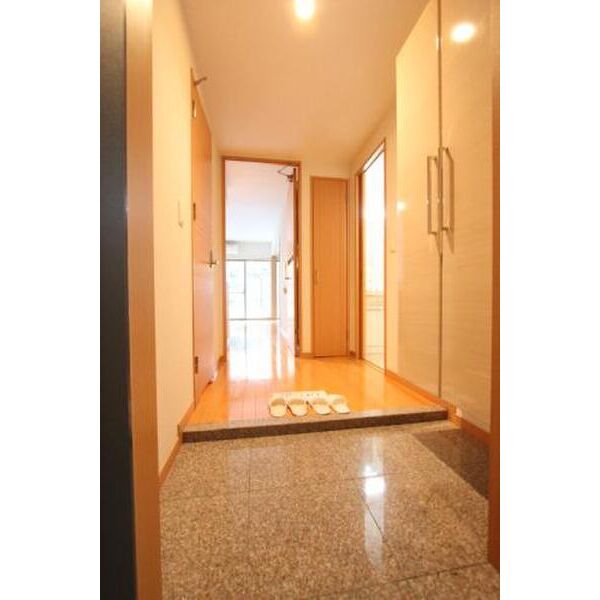 玄関　キルンズ高取