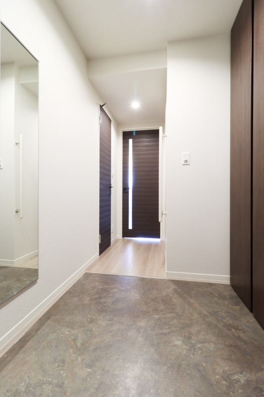 玄関　図面と現状に相違がある場合には現状を優先