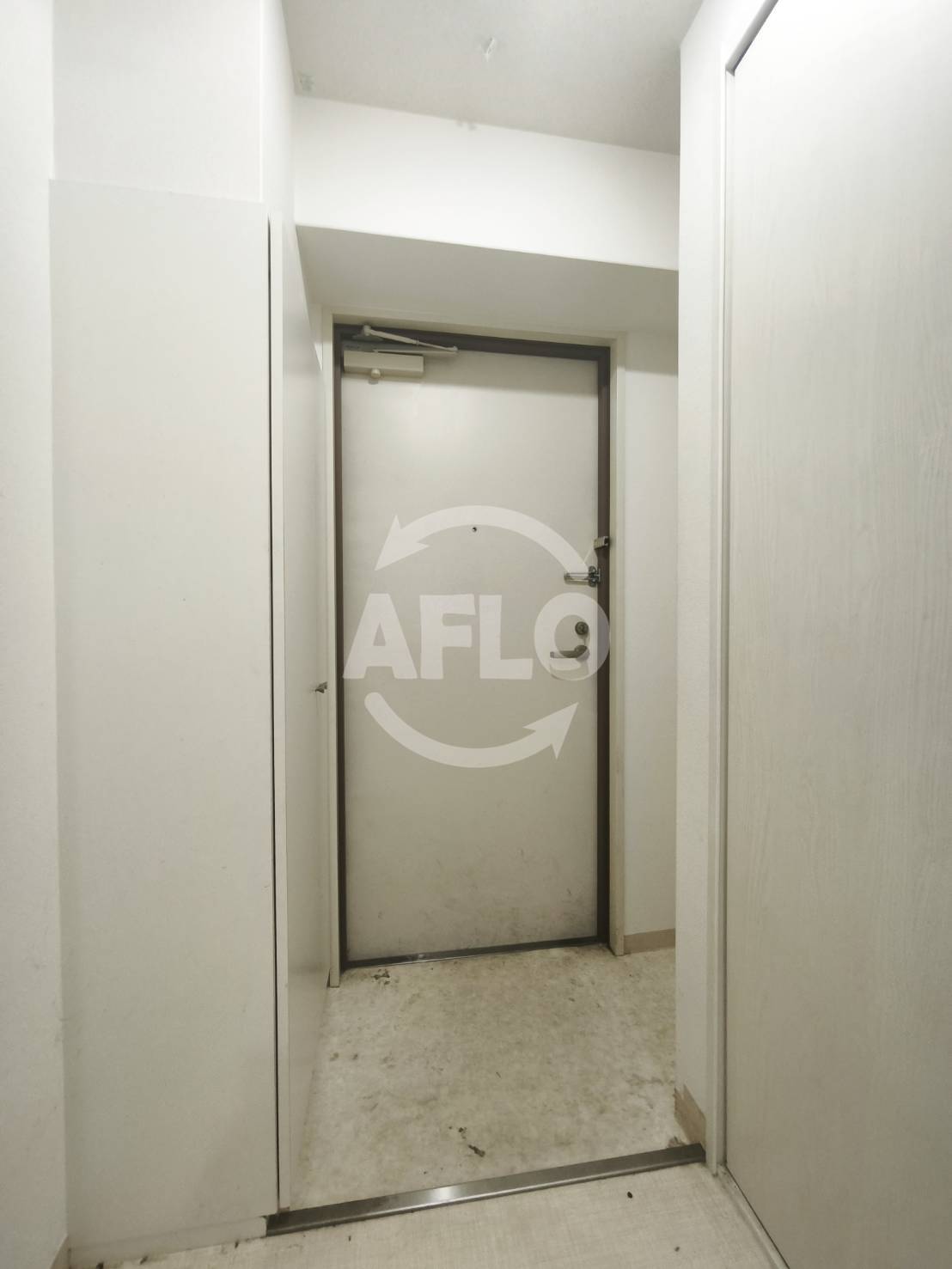 玄関　アーバンソレイユ　玄関