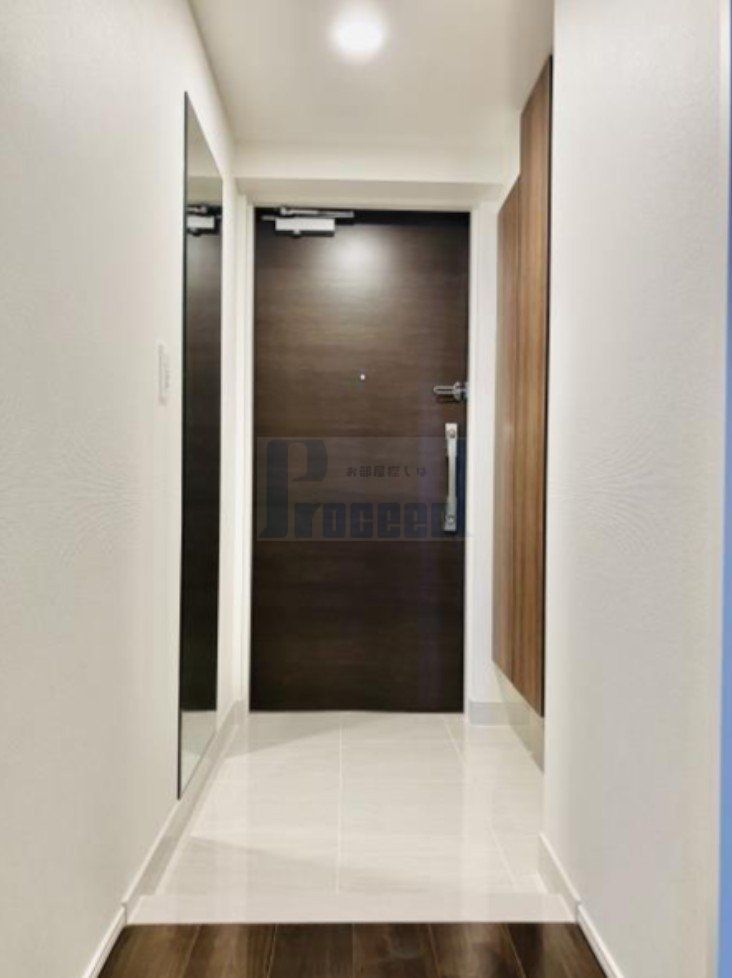 玄関　※別部屋写真