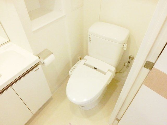 トイレ　★温水洗浄便座★