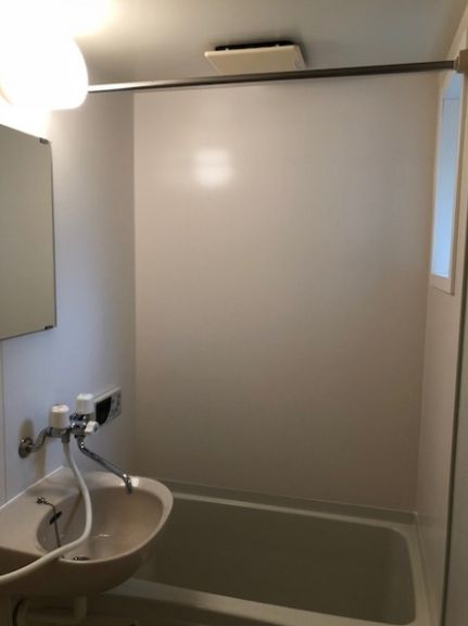 バス・シャワールーム　人気のバストイレ別♪