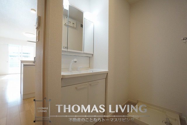 洗面設備　洗面台御座いますよ。