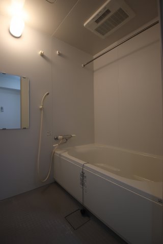 バス・シャワールーム　日々の疲れを癒すお風呂付です