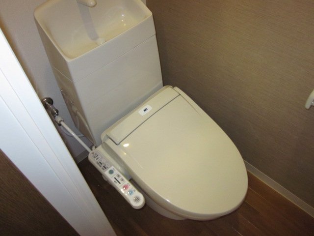 トイレ　シャワー付トイレ