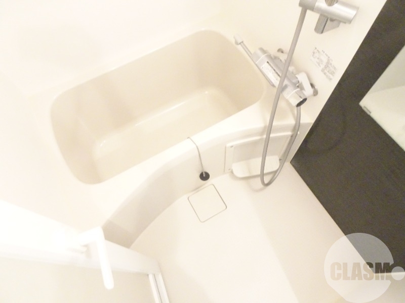 バス・シャワールーム　浴室乾燥機付きバス♪