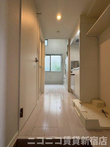 玄関　別号室イメージの為、現状を優先致します。