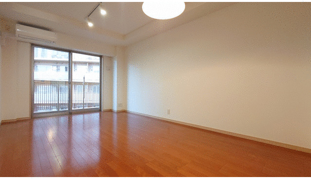 居室・リビング　使いやすい形の為、レイアウトを楽しめます♪